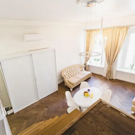 Gates Of Dawn Classical Loft - Heart Of Old Town فيلنيوس